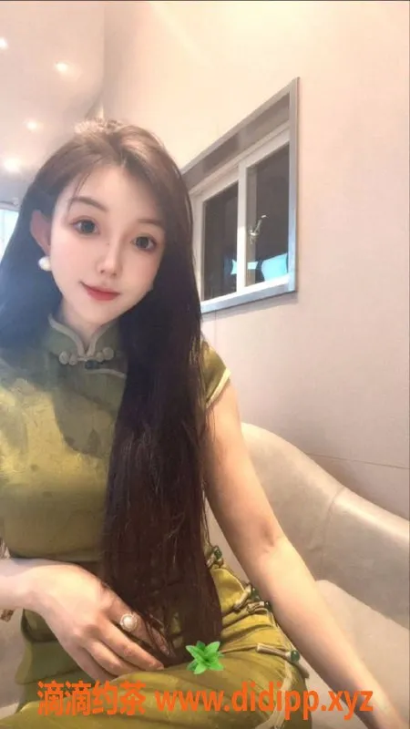 北京楼凤-京城极品美妆总监，特懂挑逗与情调