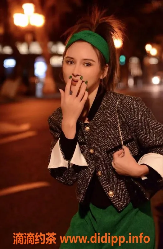 郑州楼凤资源信息,郑州25岁莎莎，160cm、49kg性感伴游服务