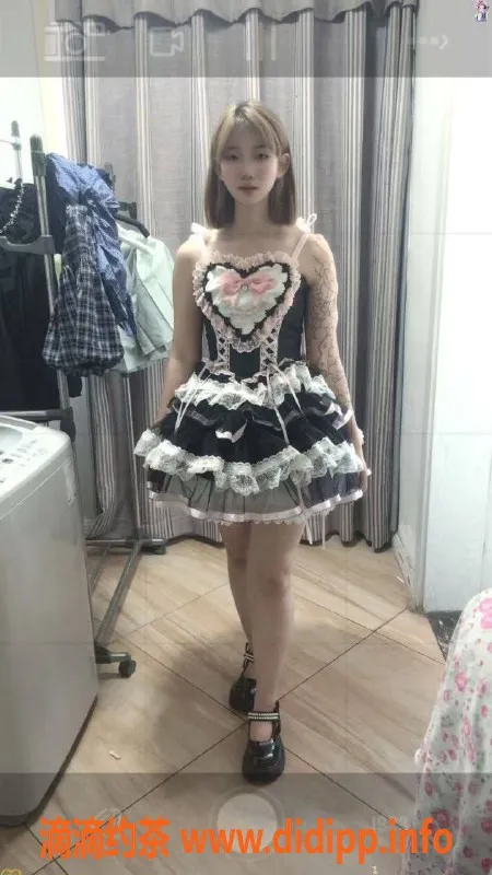 郑州楼凤-郑州二七区 biubiu 158cm 46kg 性感服务体验