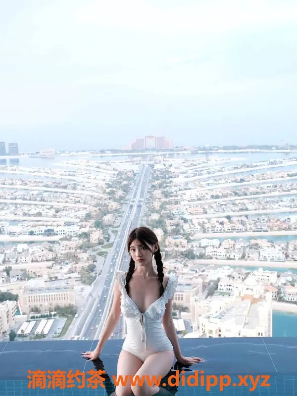 杭州楼凤资源信息,小奶猫🐱，19岁清纯可爱，陪浴派对享受