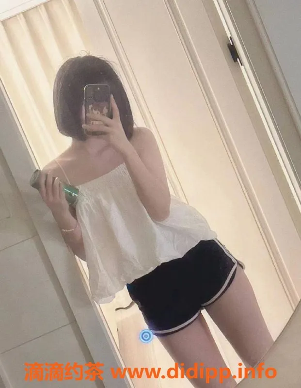 北京楼凤-丰台方庄蕊雅，23岁163cm，B+身材，茶费1K