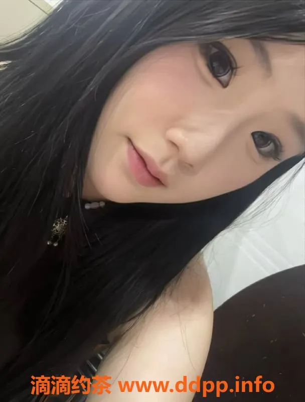 郑州楼凤-郑州二七区 CC，163cm清纯美女，36C，陪浴服务