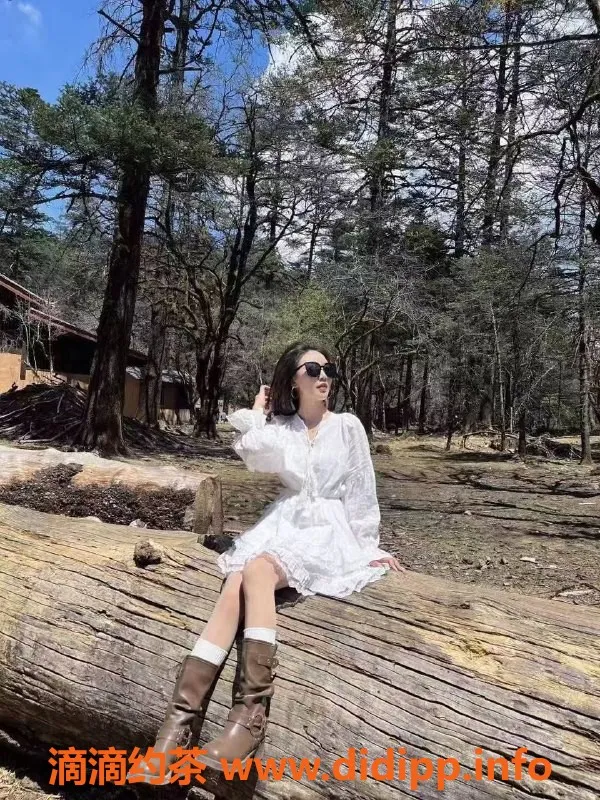 成都楼凤-火车南站御姐胡桃，魅力7P服务等你体验！