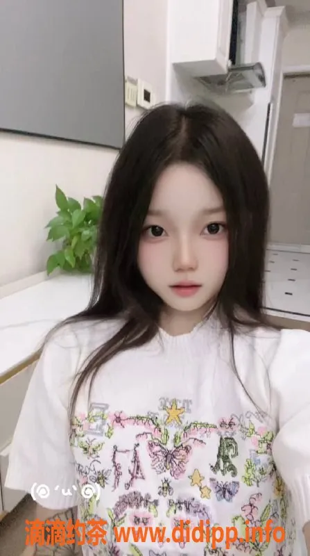 成都楼凤-武侯区嫩妹贝贝，课时费6/10，态度佳