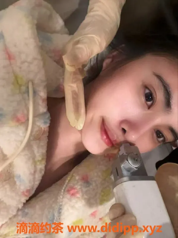 珠海楼凤-香洲香玲，青春靓丽，服务热情