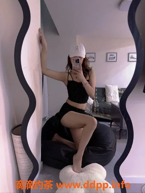 成都楼凤资源信息,武侯区兔耳朵少妇车，态度好服务佳