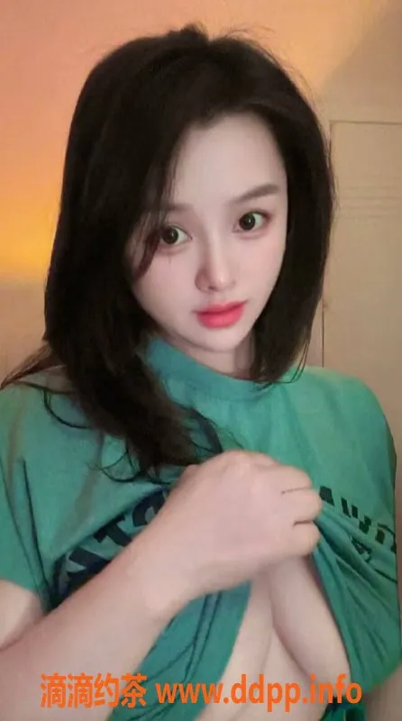 成都楼凤-武侯区伊娃，身材火辣大奶少妇，服务超赞