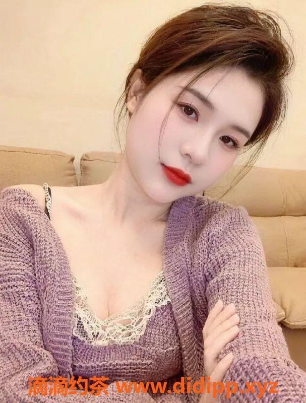 东莞楼凤-东城蓉蓉：24岁，165cm，48kg，热情服务！