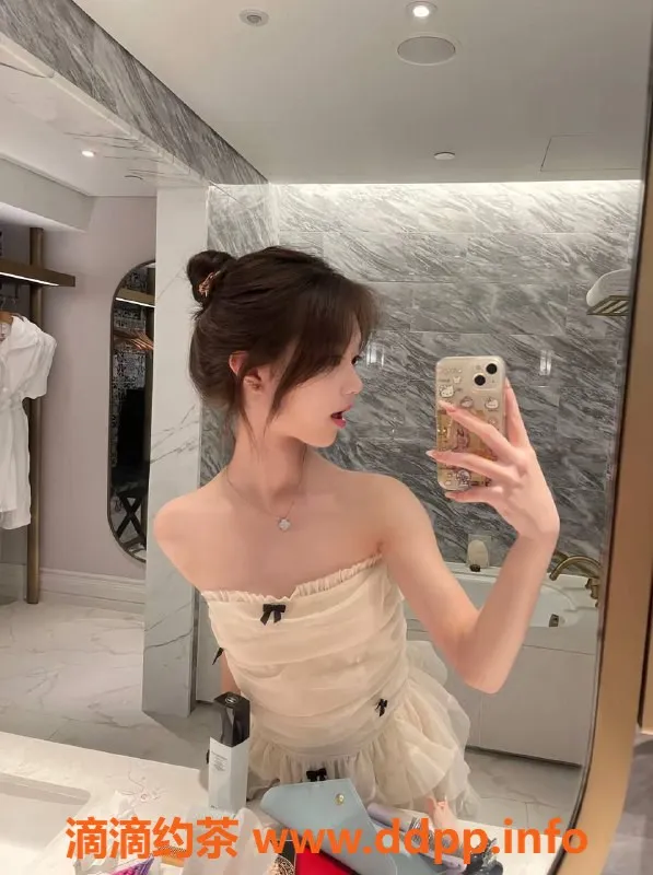 杭州楼凤资源信息,甜美可爱165cm女孩，初体验等你来撩