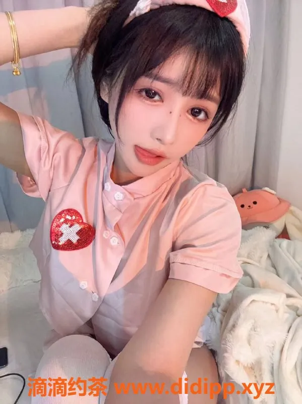 杭州楼凤-拱墅嫩妹幼幼，36D巨乳服务体验