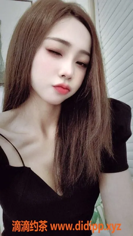 东莞楼凤-苏童，身材火辣，服务超赞，价格亲民