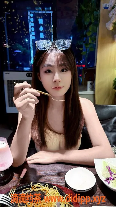 郑州楼凤资源信息,郑州管城区优优，168cm/45kg/23岁，陪浴服务按需体验