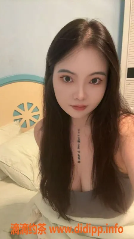 广州楼凤资源信息,嘉禾望岗23岁大胸小姐姐萱萱，160cm身高服务优惠