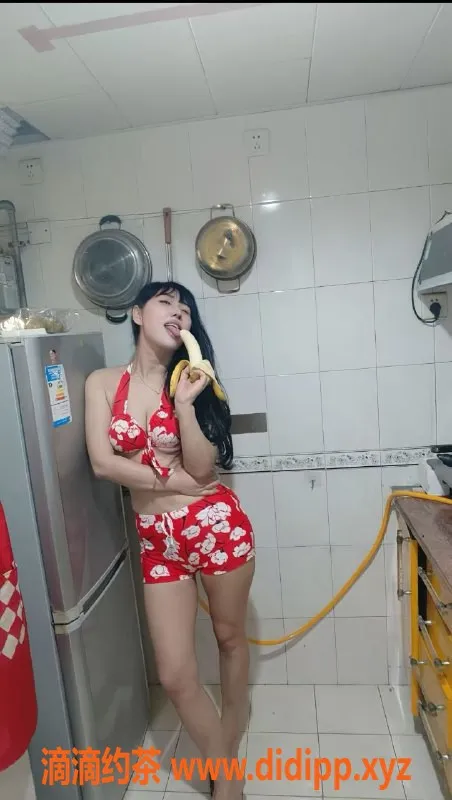 深圳楼凤资源信息,罗湖红酒妹，400元享受优质服务