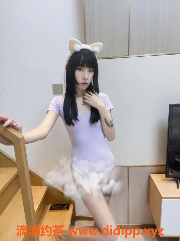 郑州楼凤-郑州宁宁，21岁40kg，制服诱惑全套服务