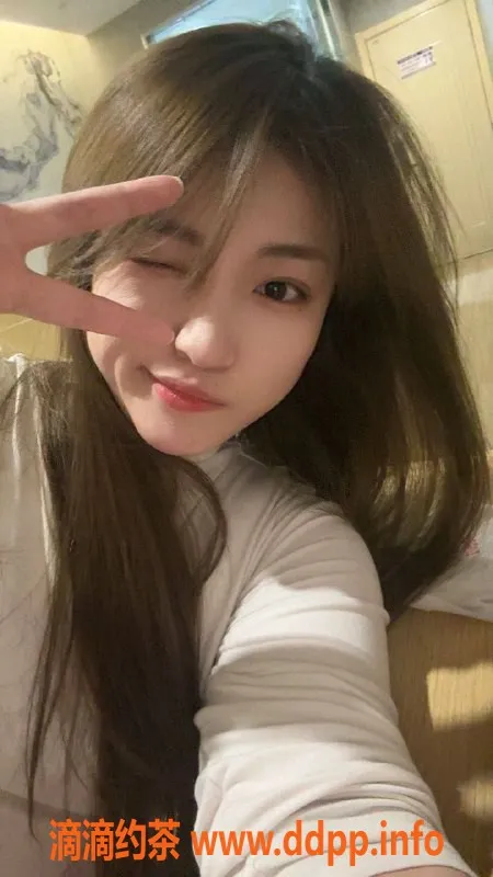 广州楼凤-天河夏润润，课费800-1300，真实视频认证
