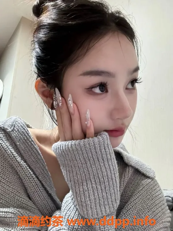 广州楼凤-天河夏冰儿1300p服务，性感迷人