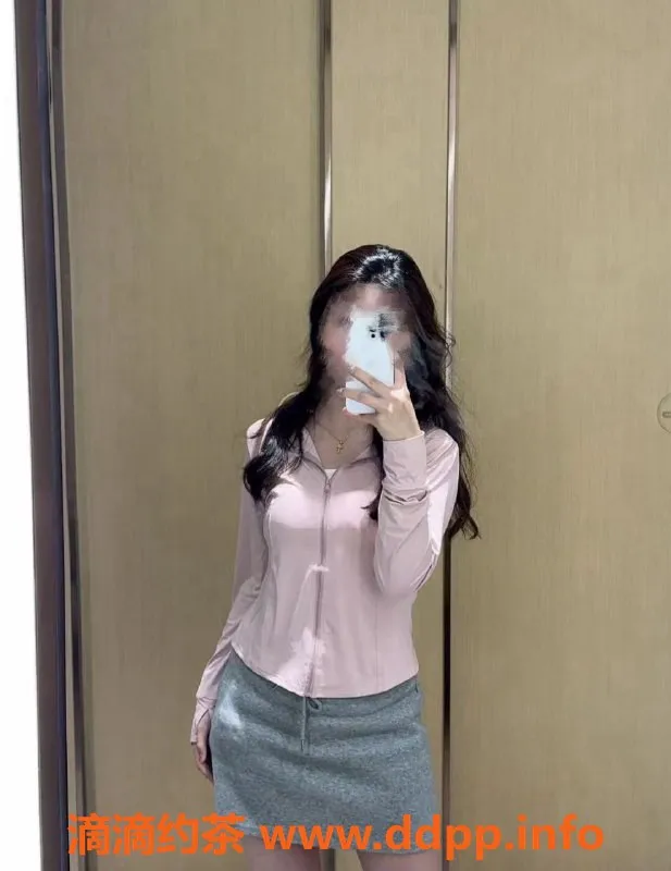 成都楼凤-洪河地铁附近的萝莉嫩妹歪歪，课时费优质