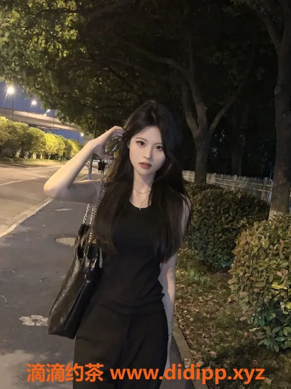 广州楼凤-广州天河灵芸，20岁165cm新秀，精致服务等你体验