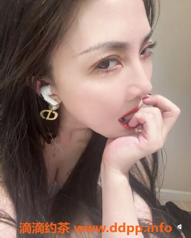 广州楼凤-佛山丽丽，30岁165cm，茶水费超值体验！