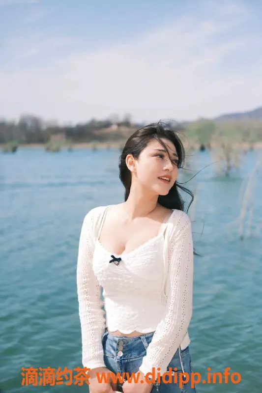 北京楼凤-朝阳小迪丽热巴，天然大胸E，1200元