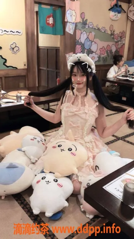 北京楼凤-朝阳大悦城奈奈，活泼开朗的二次元小姐姐