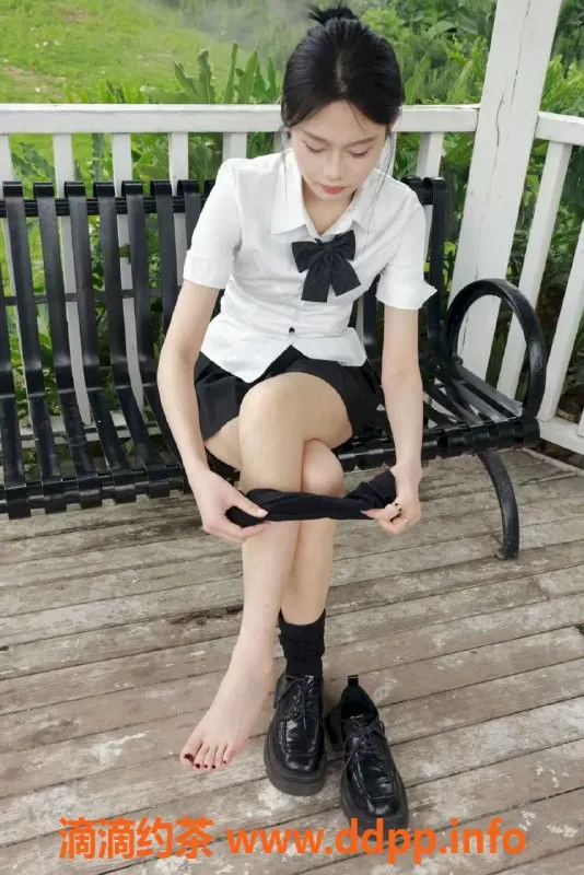 广州楼凤资源信息,广州天河柔柔，23岁，身高166cm，36D热情服务