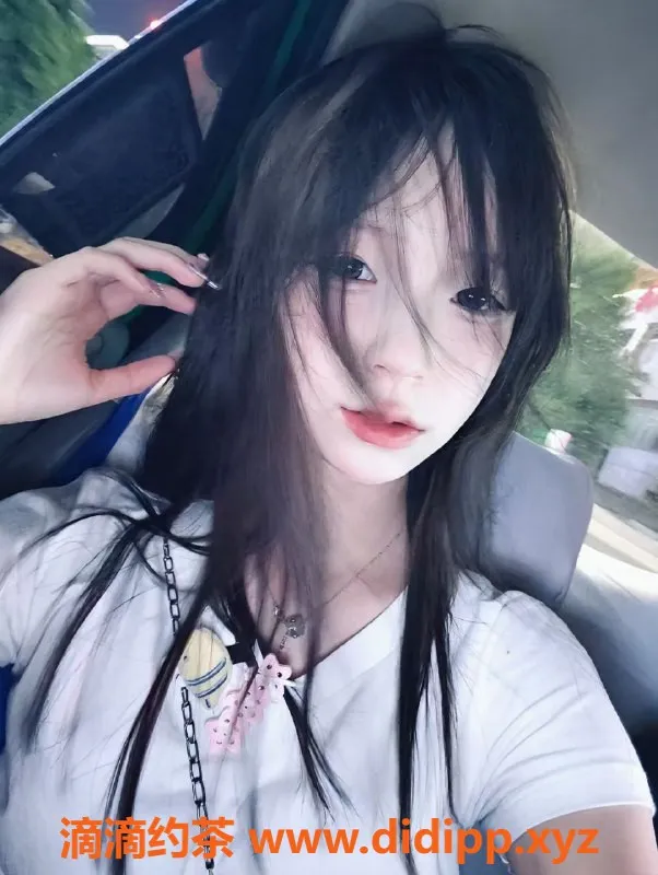 成都楼凤-成华区涵涵，颜值车7/14，女友感服务