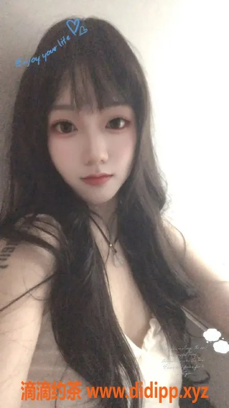 成都楼凤资源信息,锦江区兰兰，6H大奶嫩妹等你体验