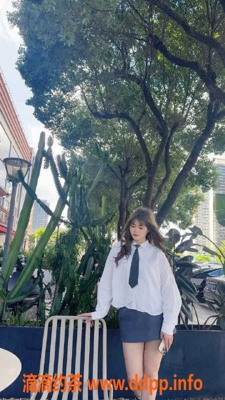 东莞楼凤-大朗柚子，700元起，服务超赞