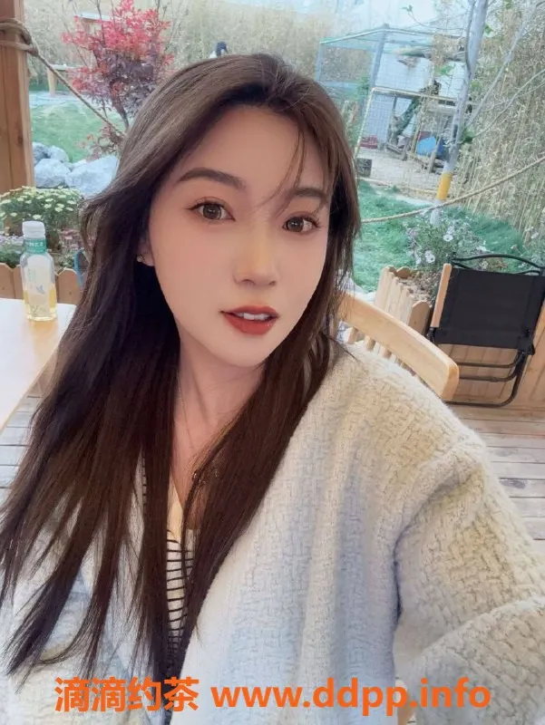 北京楼凤-北京天通苑琪琪，175cm高，22岁，限时茶费1K