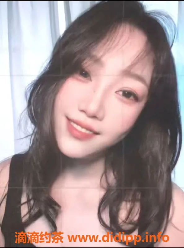 成都楼凤-市中心洋颖，身材出众，服务热情，价格6/10