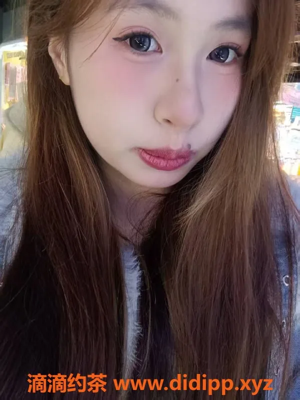 成都楼凤资源信息,武侯区170cm月月，青春女大学生，服务好