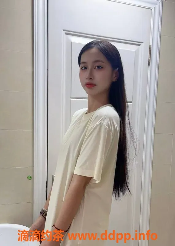 成都楼凤-武侯区170cm月月，青春女大学生，服务好