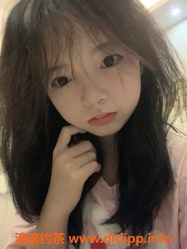 长沙楼凤-开福区嫩妹培培，500p服务等你体验！