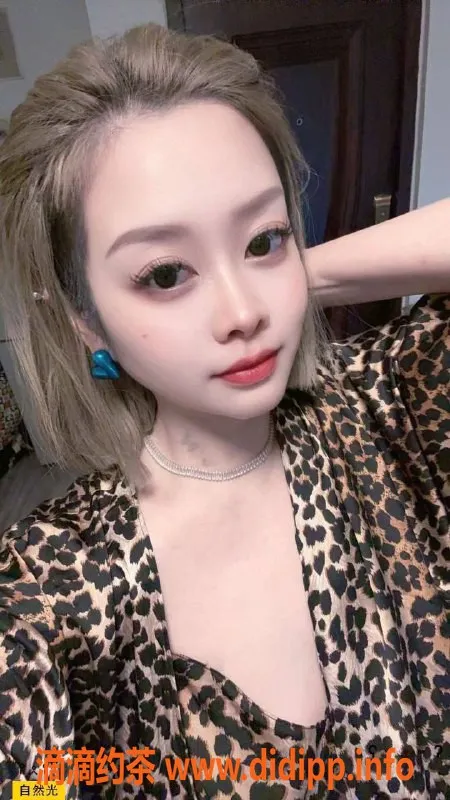 北京楼凤-丰台媚儿26岁身高173体重54，茶费仅6