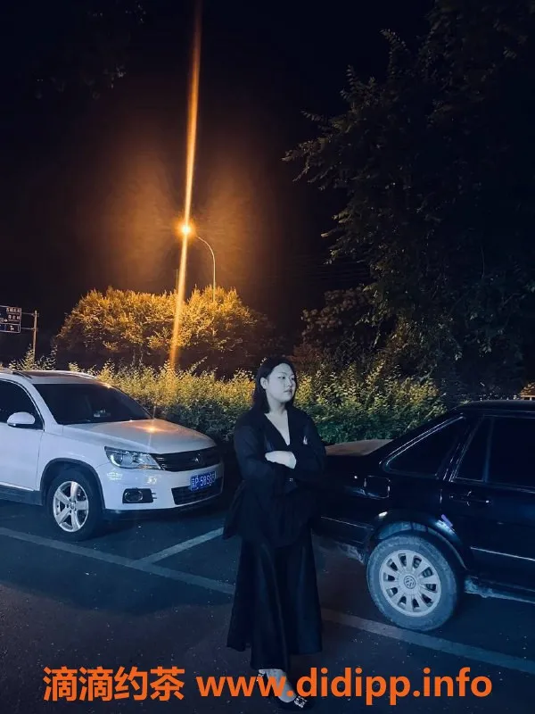 北京楼凤-朝阳百子湾楚楚，微胖C+身材，茶费8