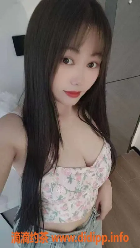 深圳楼凤-龙岗良家感蓝蓝，25岁，162cm，36D，600元体验