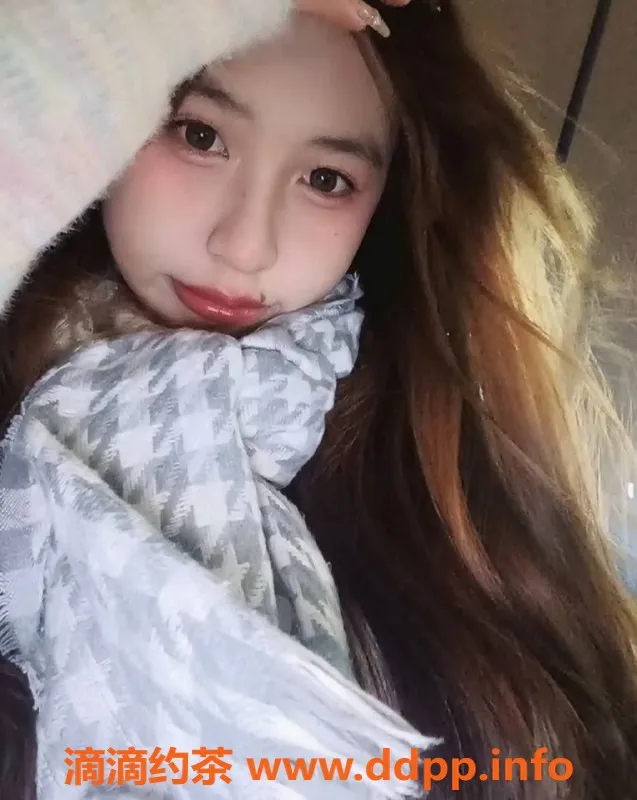 成都楼凤-武侯区月月，170高个，青春女大学妹，优惠报减一