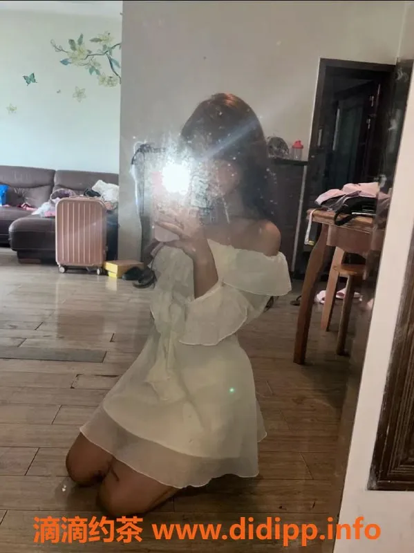 重庆楼凤资源信息,九龙坡嫩妹哆米，800元超甜服务