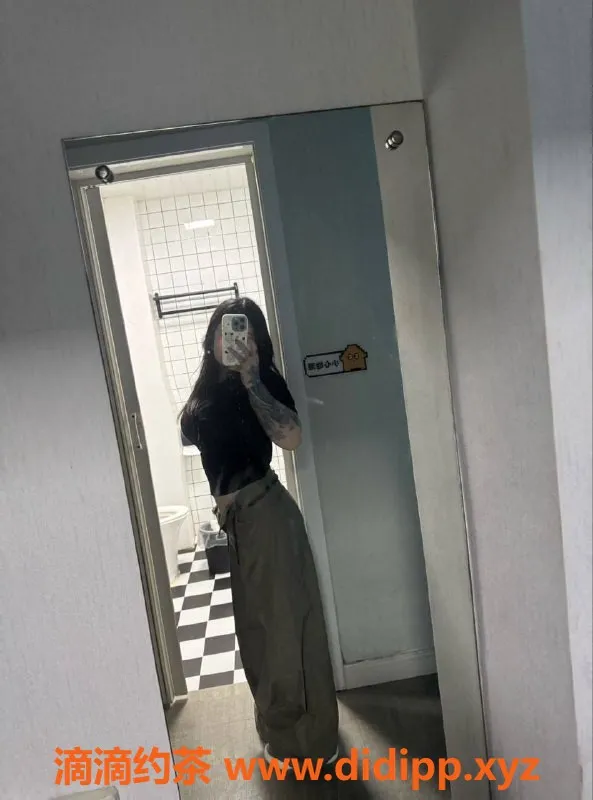 郑州楼凤-管城区22岁锦锦，身高162cm，38D微胖妹