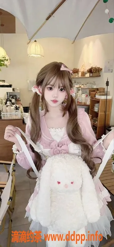 成都楼凤资源信息,武侯区萝莉车悦琪，颜值超赞，课时费7/11