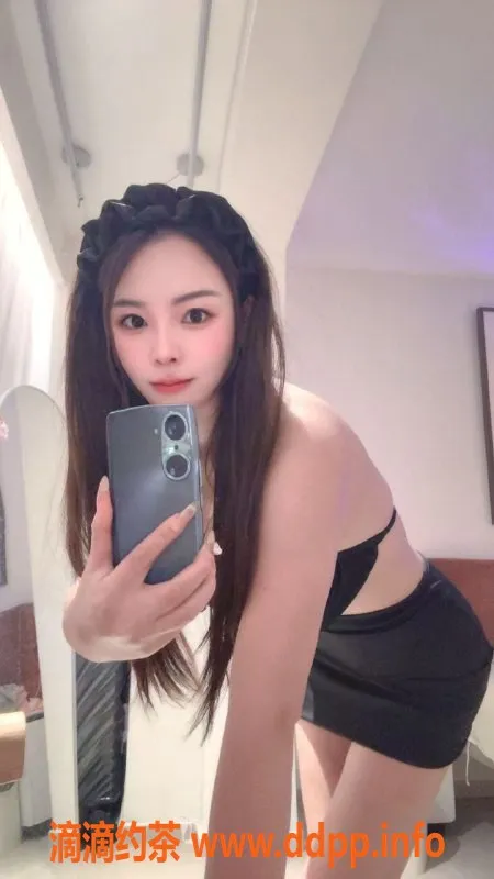 广州楼凤-白云区悠悠 25岁 165cm 47kg 36C诱惑