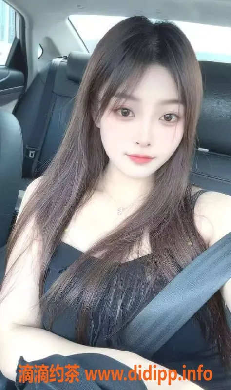 珠海楼凤-珠海斗门98课室，18岁D罩杯百变女友