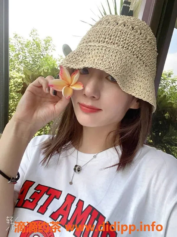 珠海楼凤资源信息,珠海拱北糖糖，让你欲罢不能的完美体验