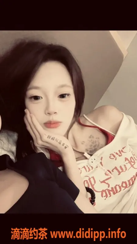 太原楼凤资源信息,太原佩佩，18岁少女，服务项目98，800元可享受