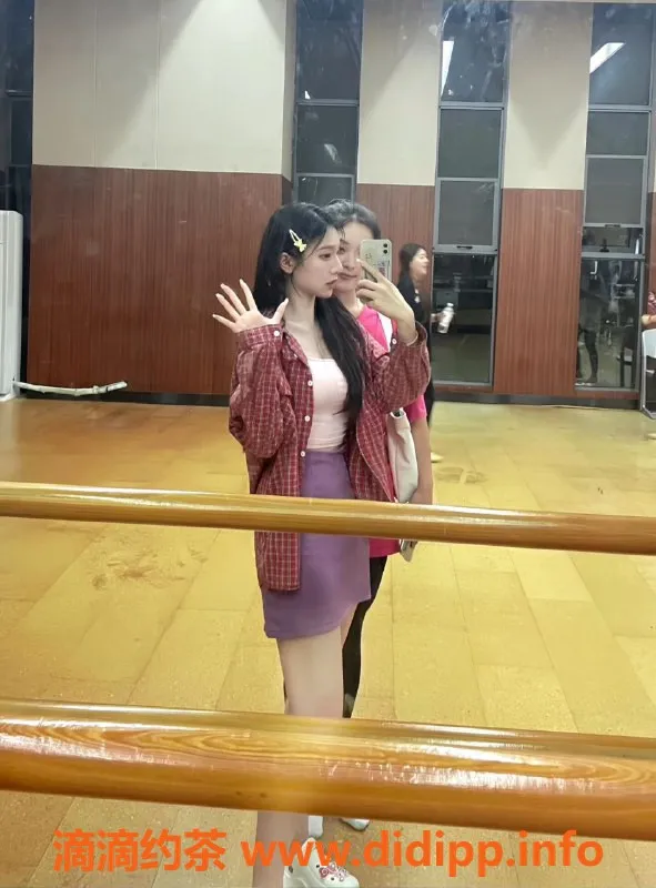 深圳楼凤-罗湖依依，23岁160cm，纯欲天花板