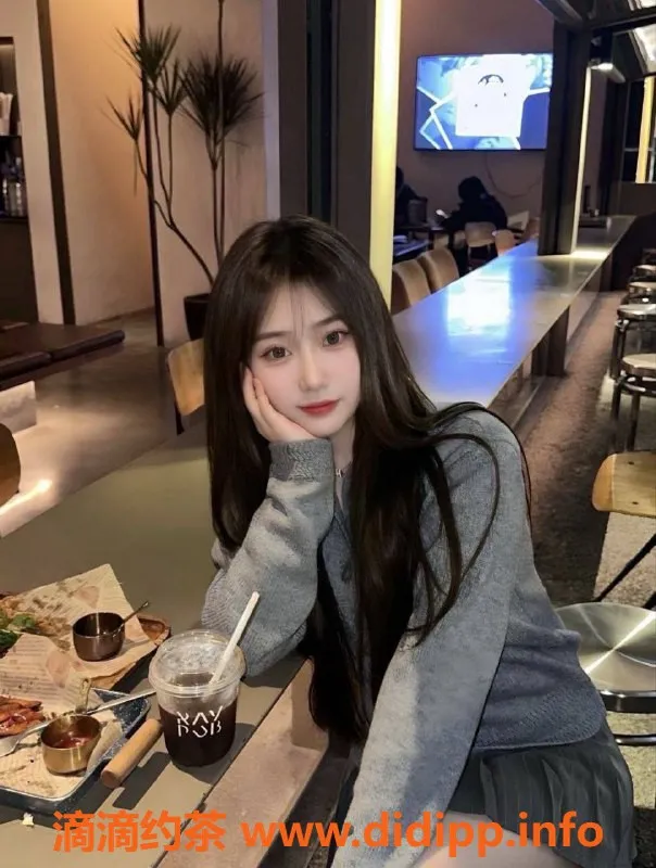 郑州楼凤资源信息,郑州清风 20岁175cm 55kg 36C温柔服务