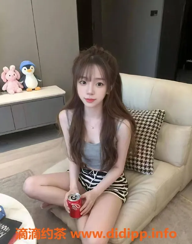 北京楼凤资源信息,朝阳甜甜学妹，24岁163cm可爱大奶妹