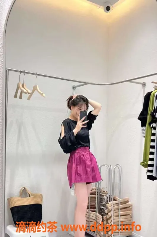 广州楼凤-白云区小妞，24岁热情美人，158cm，46斤